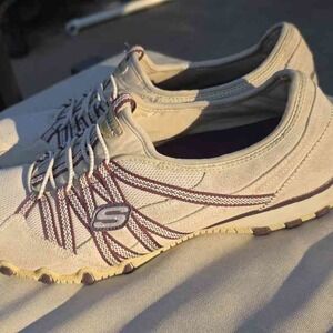 Skechers Womens Dream Come True 21140 Taupe Bungee Slip On Shoes